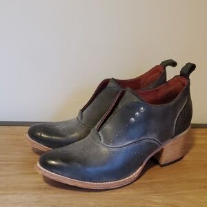 Freebird by Steven Black Leather Heeled Ankle Boots with Brown Stacked Heel